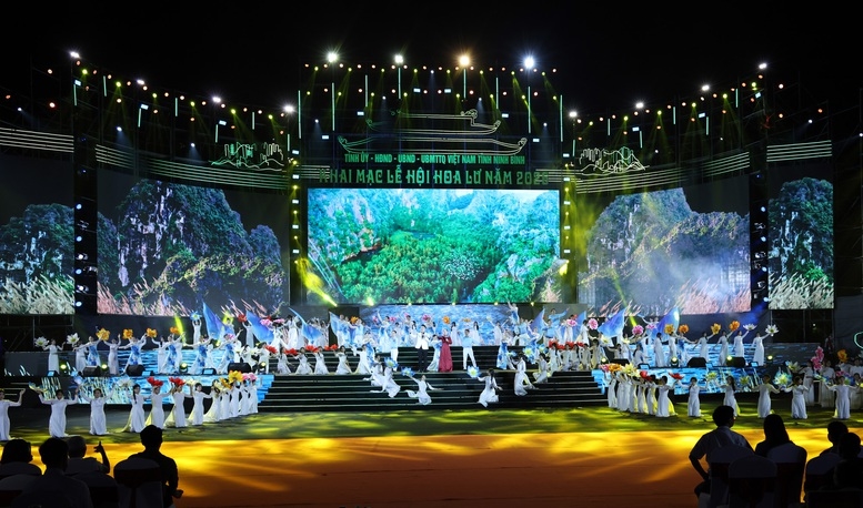 Lễ hội Hoa Lư năm 2026 diễn ra từ ngày 25–27/4 tại Khu di tích quốc gia đặc biệt Cố đô Hoa Lư (phường Tây Hoa Lư), với nhiều hoạt động phong phú, kết hợp hài hòa giữa phần lễ trang nghiêm và phần hội sôi nổi.