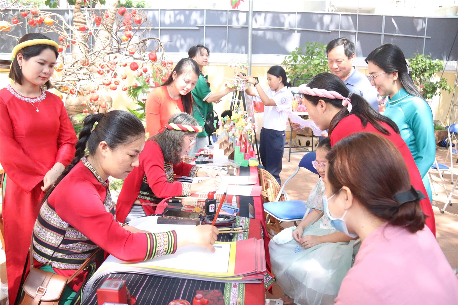 Em kg tin ảnh: Từ ngôi đình trăm tuổi, Đắk Lắk hướng về cội nguồn, khẳng định nội lực phát triển bền vững 8