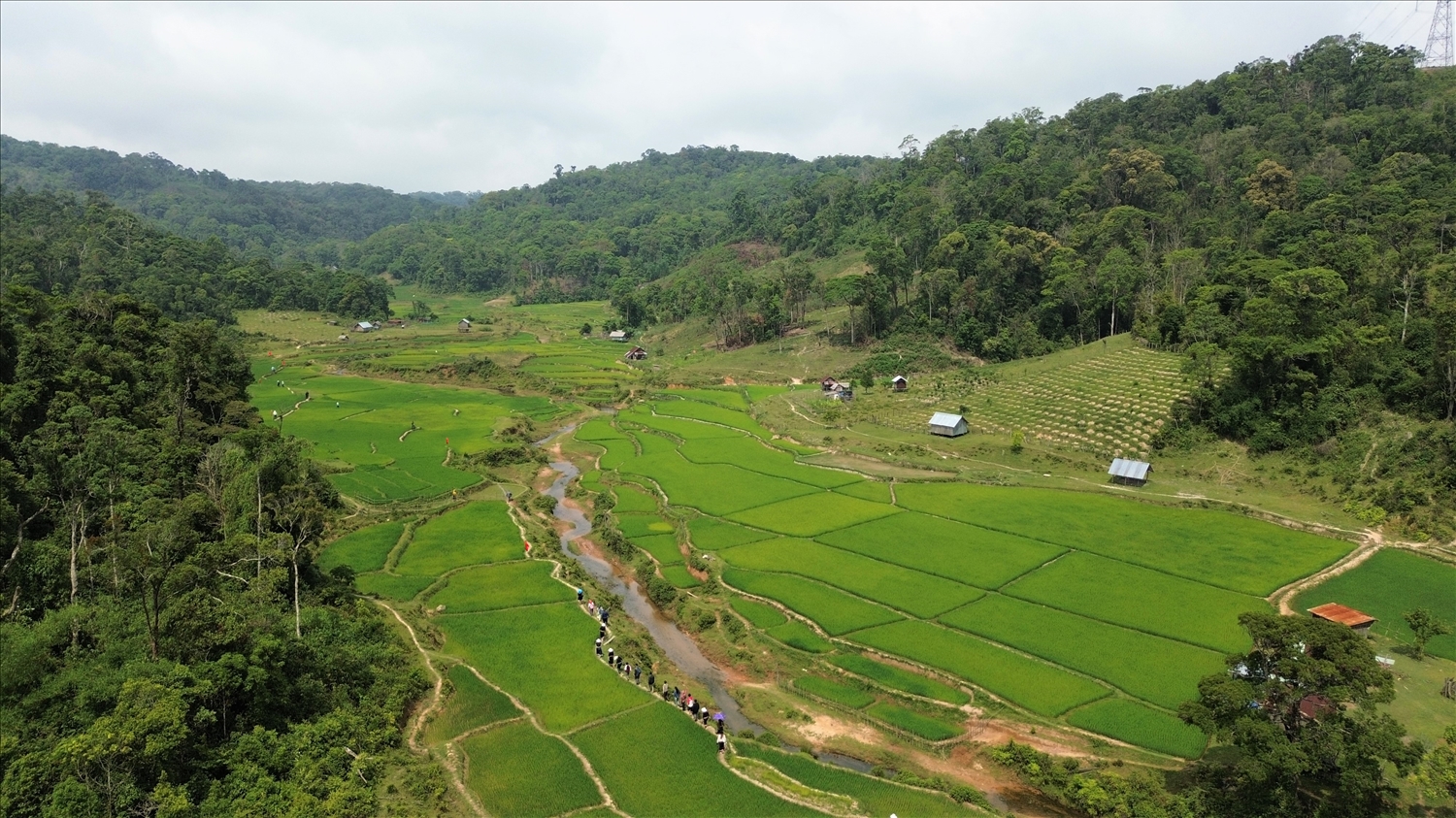  Khung cảnh thiên nhiên yên bình ở xã Kon Plông được kỳ vọng sẽ là nơi được nhiều du khách tìm đến để trải nghiệm. (Ảnh: Ngọc Chí)