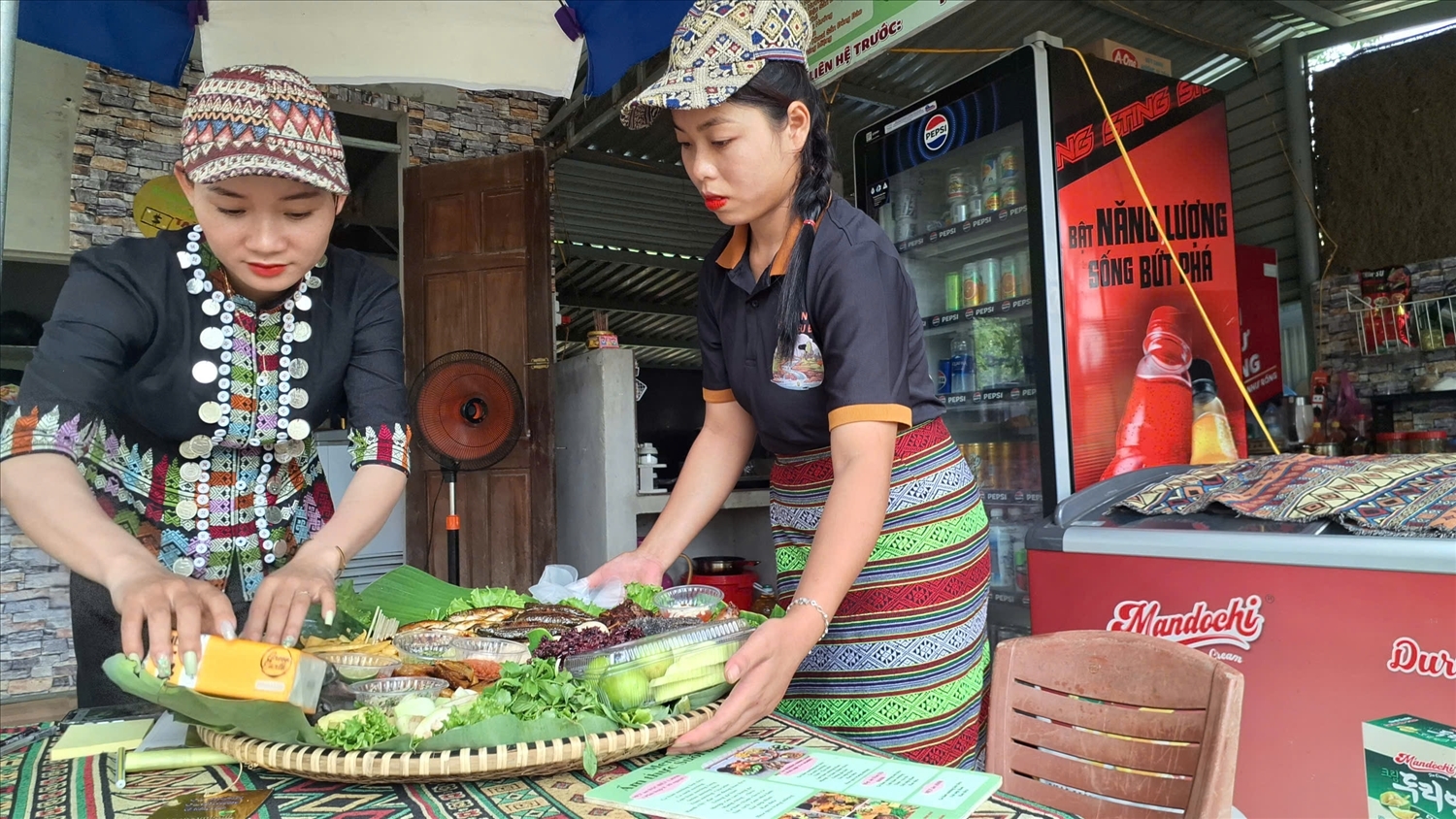 Giá trị văn hóa truyền thống của đồng bào các DTTS ở Quảng Trị được bảo tồn và phát huy giá trị trong đời sống