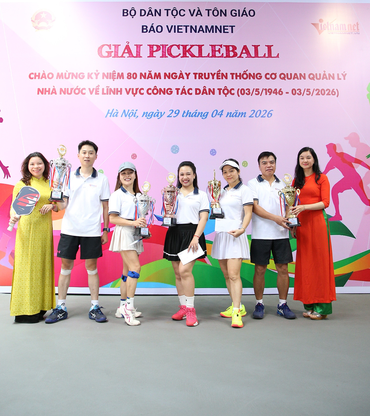 [PHOTO] Xác định nhà vô địch giải Pickleball 80 năm Ngày truyền thống cơ quan công tác dân tộc 8