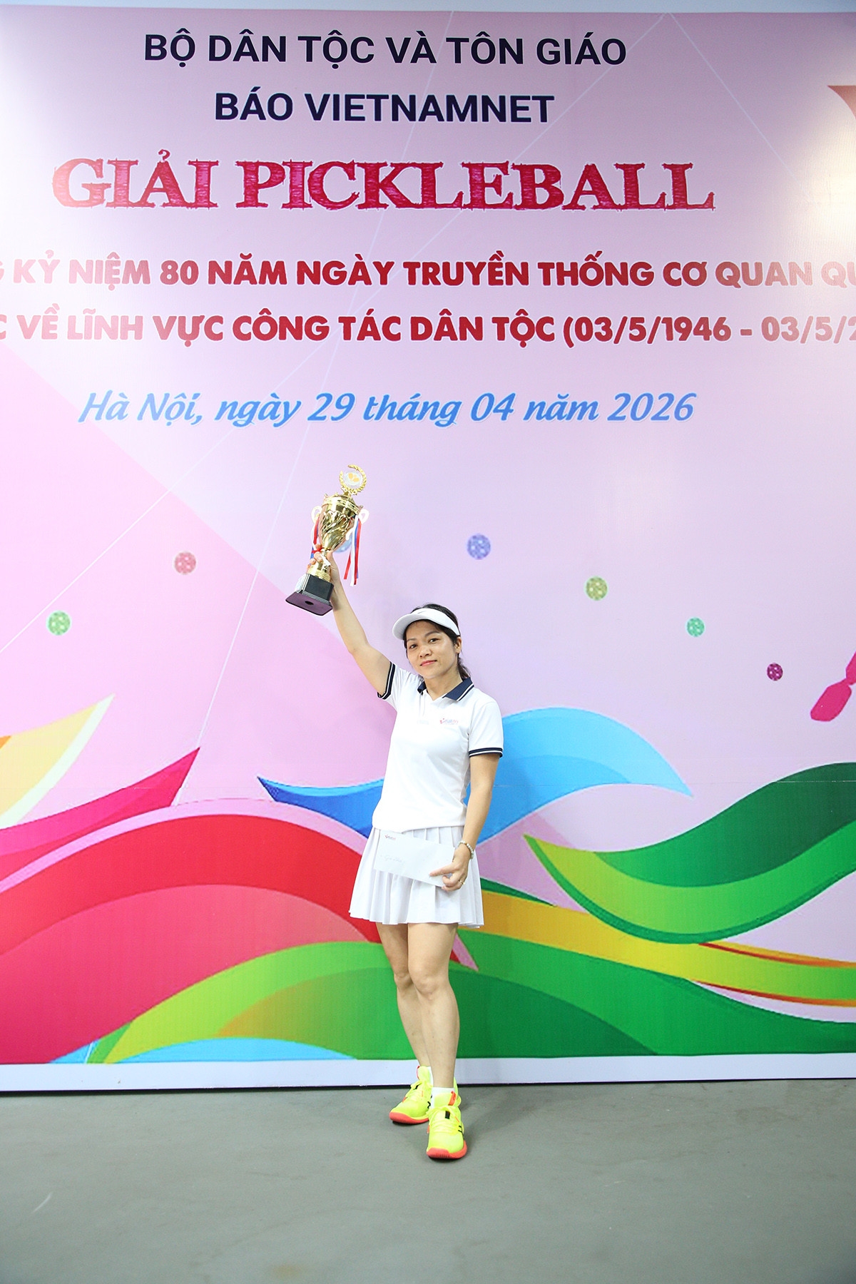 [PHOTO] Xác định nhà vô địch giải Pickleball 80 năm Ngày truyền thống cơ quan công tác dân tộc 9