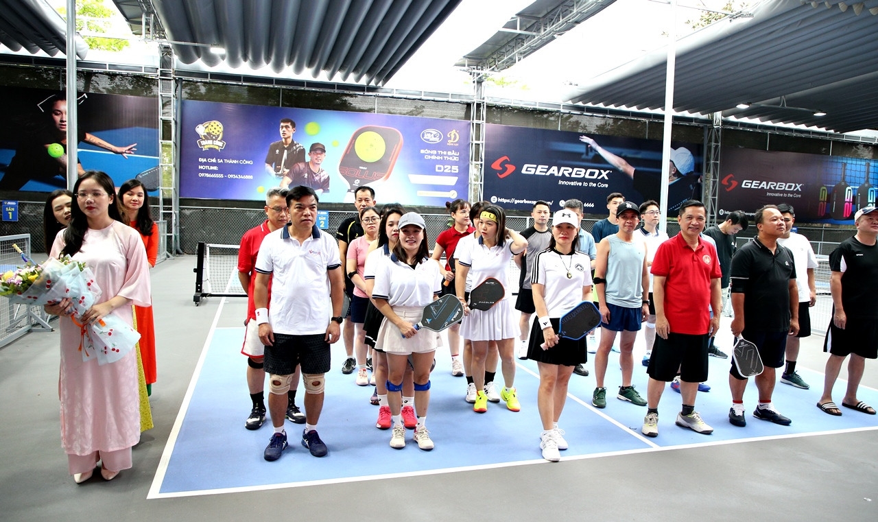 Khởi tranh giải Pickleball kỷ niệm 80 năm Ngày truyền thống công tác dân tộc 5