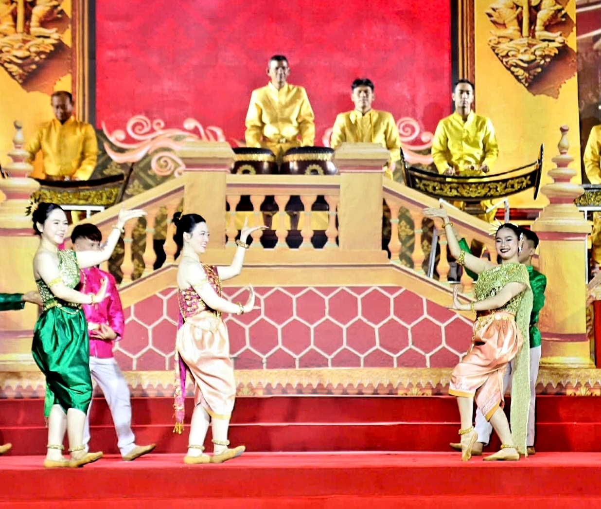 Đời sống kinh tế - xã hội vùng đồng bào Khmer Nam bộ đã và đang có nhiều bước chuyển tích cực, các giá trị văn hóa truyền thống được giữ gìn, phát huy (Ảnh minh họa)