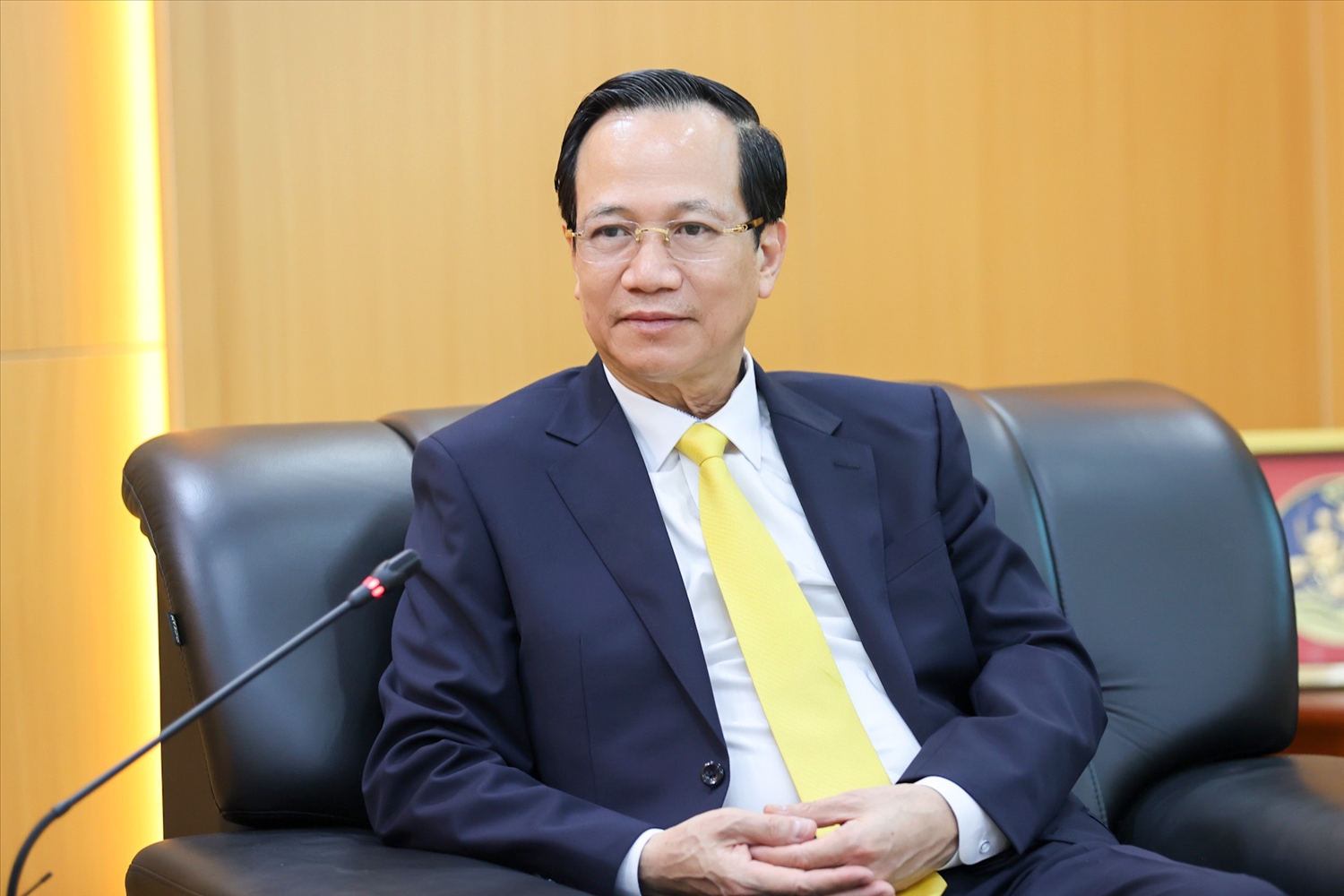 Bộ trưởng Bộ Dân tộc và Tôn giáo Đào Ngọc Dung tiếp Hoàng tôn Vairochana Rinpoche 1