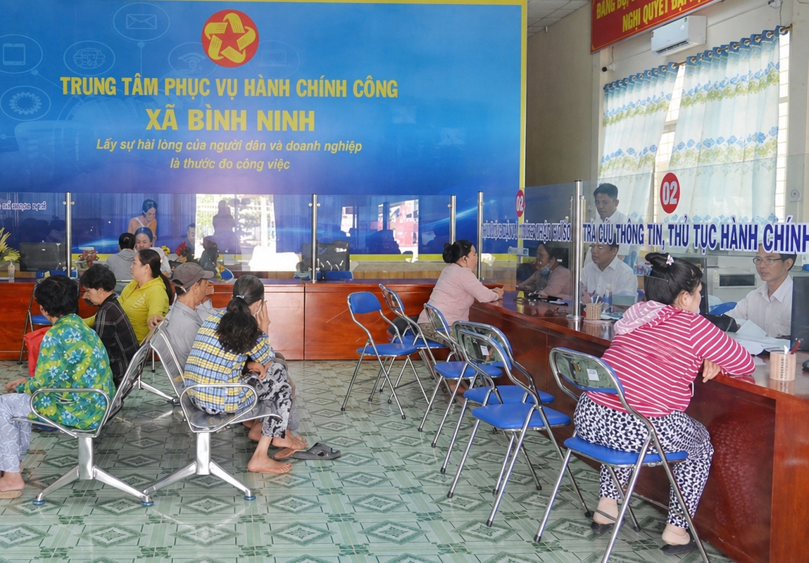 Xã Bình Ninh tiếp tục đẩy mạnh cải cách hành chính gắn với chuyển đổi số, lấy sự hài lòng của người dân làm thước đo