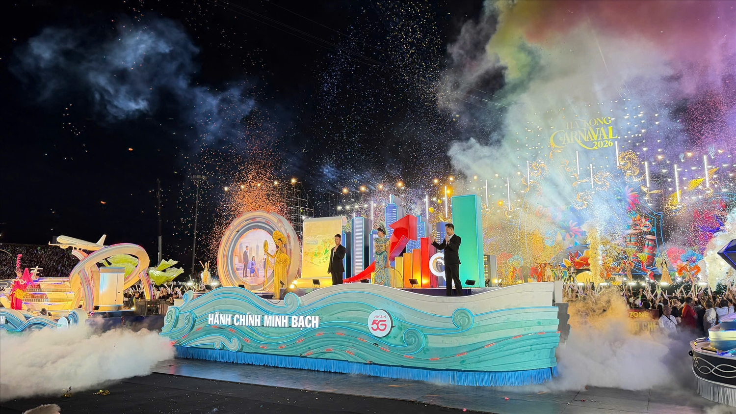 Điểm nhấn của đêm khai mạc là sự kết hợp giữa âm nhạc, vũ đạo và công nghệ trình diễn hiện đại