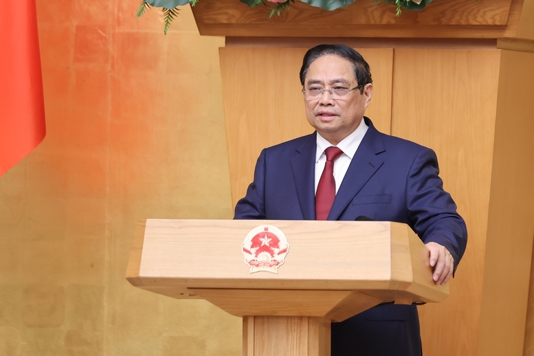 Thủ tướng biểu dương các bộ ngành, cơ quan, địa phương có thành tích, kết quả cao trong quý I - Ảnh: VGP/Nhật Bắc