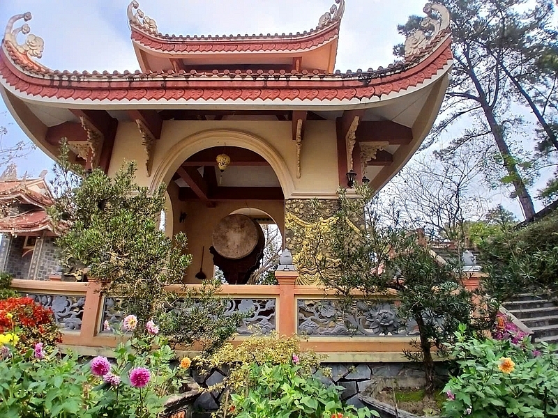 Trống đồng 2 mặt – hiện vật được xác lập kỷ lục Việt Nam – đang được lưu giữ tại Thiền viện Trúc Lâm Hàm Rồng.