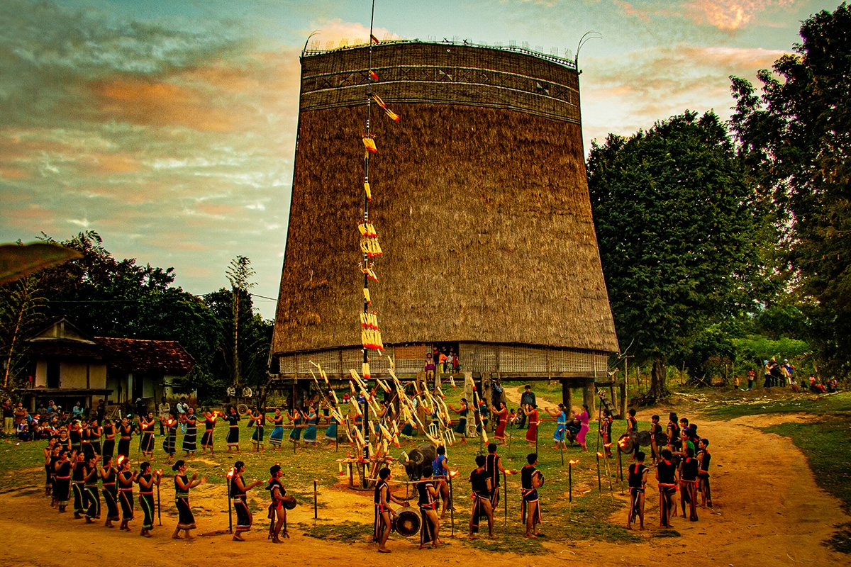 Không gian văn hóa Cồng chiêng Tây Nguyên được UNESCO ghi danh là Kiệt tác truyền khẩu và Di sản văn hóa phi vật thể của nhân loại năm 2025, đến năm 2008, di sản này được chuyển sang Danh sách di sản văn hóa phi vật thể đại diện của nhân loại.