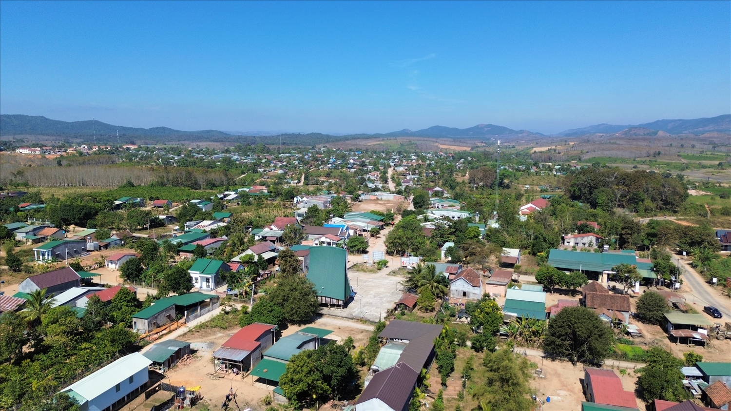 Tỉnh Quảng Ngãi có 9 xã biên giới, sinh sống nơi đây chủ yếu là đồng bào DTTS. (Ảnh: Ngọc Chí)