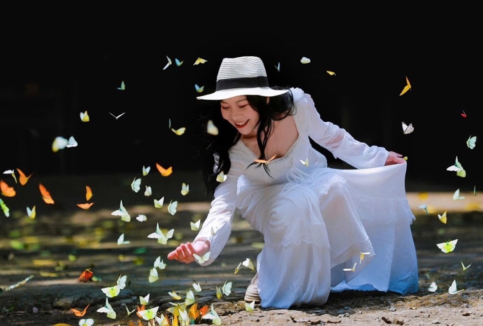 Từ vũ điệu bướm rừng, Ban Lãnh đạo Vườn Quốc gia Cúc Phương đã phát triển thành sản phẩm du lịch sinh thái độc bản, thu hút du khách mỗi độ đầu Hè. Ảnh: VQGCP.