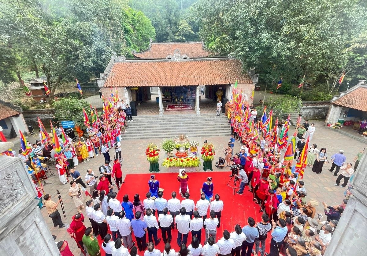 Nghi lễ tấu trình chúc văn, dâng hương tại Lễ hội đền Bà Triệu năm 2026.