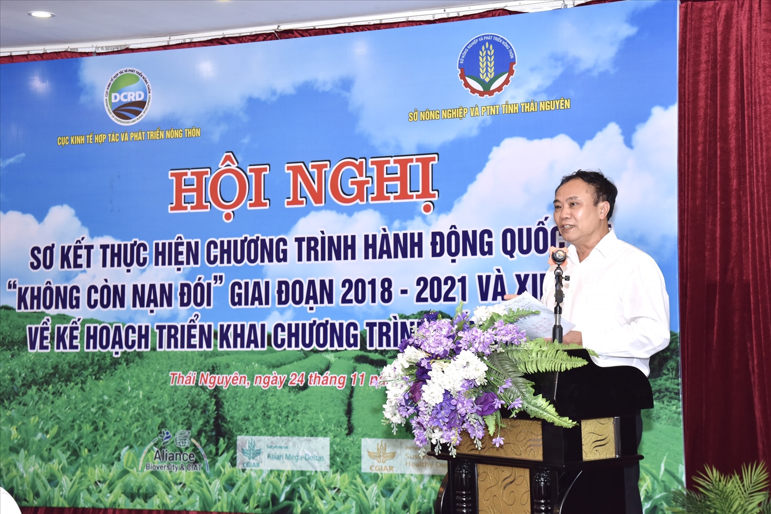 Ông Lê Đức Thịnh, Cục trưởng Cục Kinh tế Hợp tác và Phát triển nông thôn phát biểu tại Hội nghị sơ kết Chương trình hành động quốc gia “Không còn nạn đói” giai đoạn 2018 – 2021 và xin ý kiến về kế hoạch triển khai Chương trình đến năm 2025 tổ chức ngày 24/11/2022.
