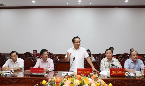 Bí thư Tỉnh uỷ Long An Nguyễn Văn Được phát biểu tại buổi làm việc với Đoàn công tác NHCSXH