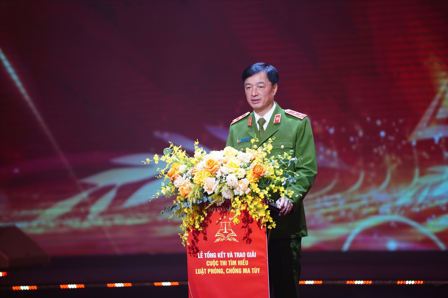 rung tướng Nguyễn Duy Ngọc, Thứ trưởng Bộ Công an phát biểu tại buổi Lễ.