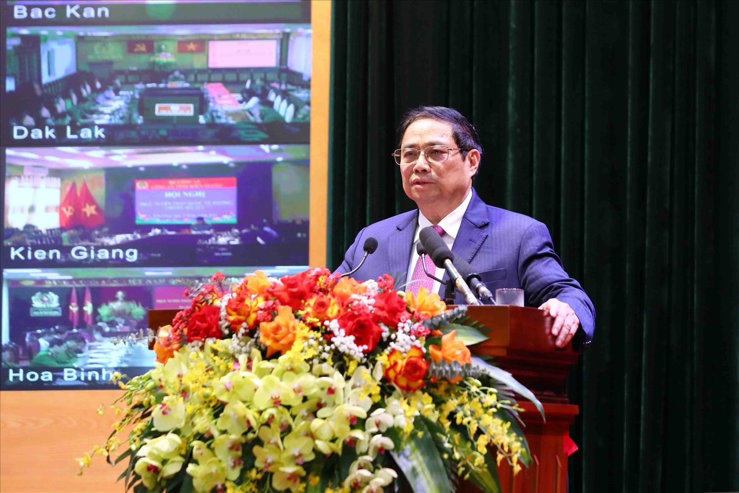 Thủ tướng Phạm Minh Chính phát biểu và chỉ đạo tại Hội nghị.