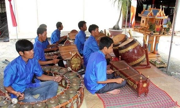 Tại tỉnh An Giang, nhiều nghệ nhân đang góp phần bảo tồn, phát huy nhạc ngũ âm, một giá trị văn hoá của đồng bào Khmer