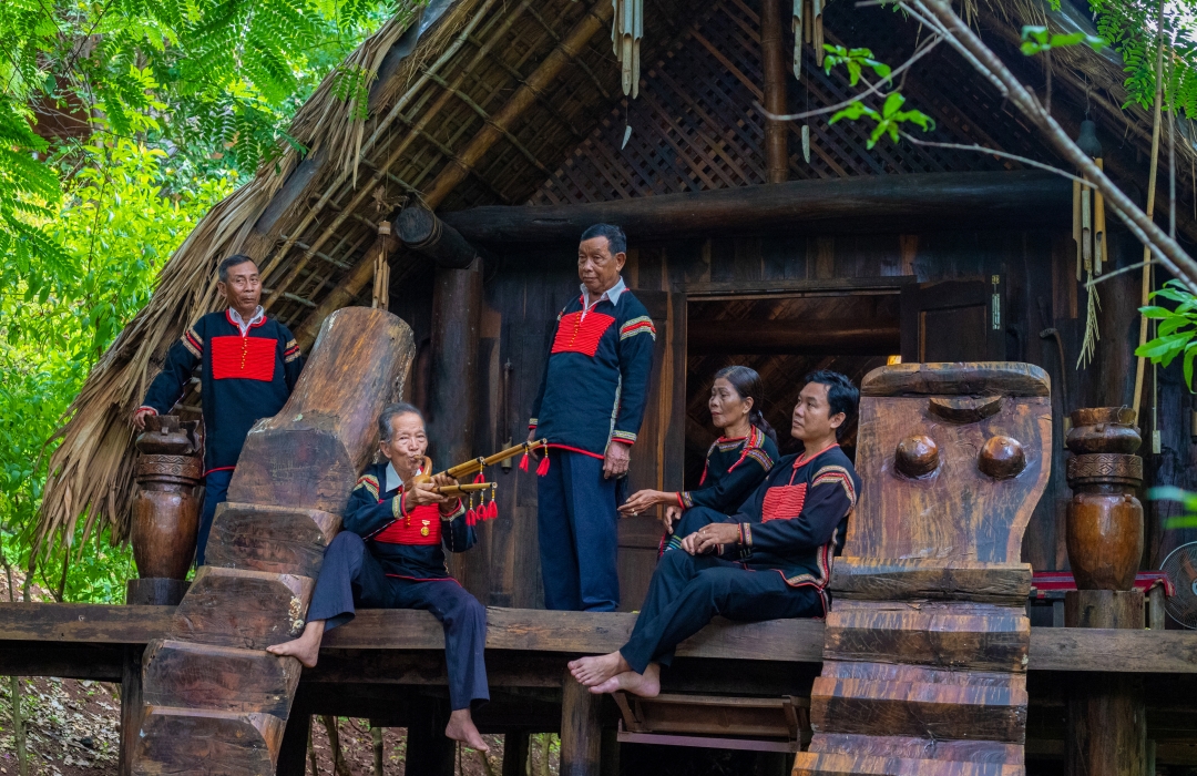 Các nghệ nhân, già làng trên địa bàn tỉnh Đắk Lắk góp công lớn trong việc bảo tồn, phát huy giá trị văn hoá đồng bào DTTS