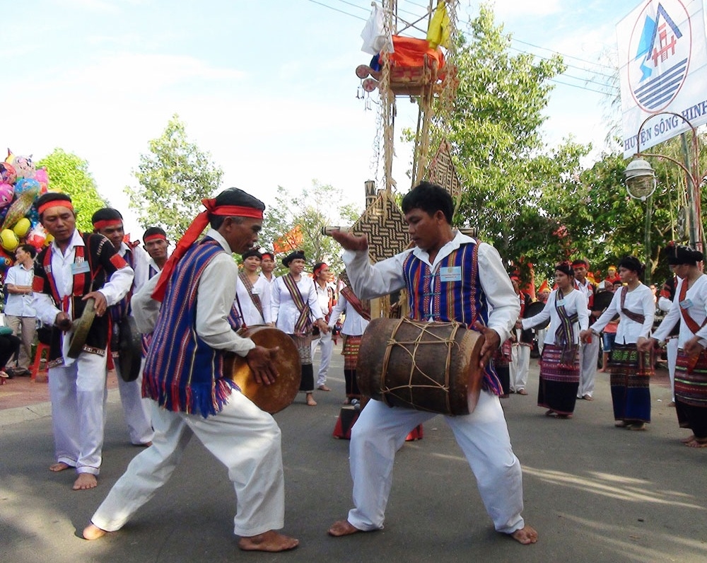 Trong thời gian qua, tỉnh Phú Yên đã phục dựng nhiều lễ hội của đồng bào DTTS để thu hút khách du lịch.