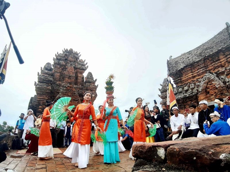NCUT ở tỉnh Ninh Thuận tuyên truyền đồng bào DTTS giữ gìn, phát huy bản sắc văn hoá gắn với phát triển du lịch.