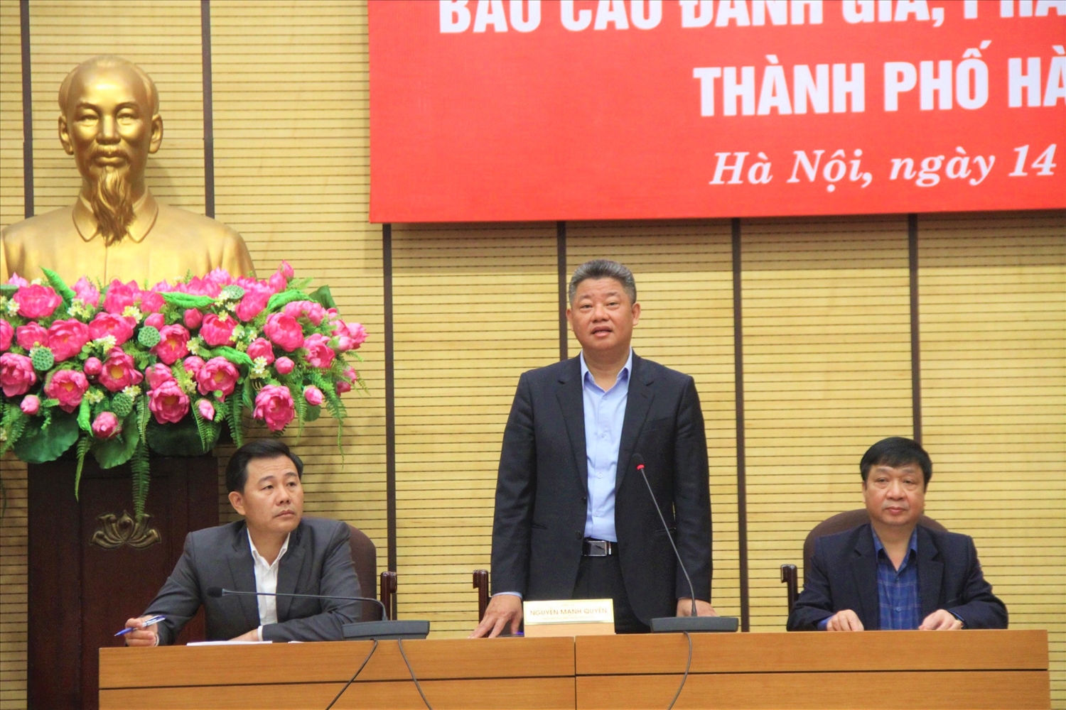 Phó Chủ tịch UBND thành phố Hà Nội Nguyễn Mạnh Quyền phát biểu chỉ đạo tại Hội nghị.