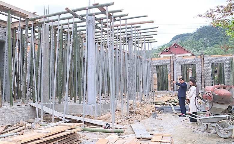 Công trình xây dựng trường Phổ thông dân tộc bán trú Tiểu học Tri Phú (Chiêm Hoá) đang được gấp rút thực hiện