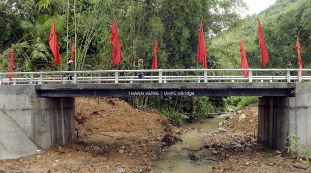 Những cây cầu mới vùng DTTS và miền núi tỉnh Tuyên Quang đuwọc xây dựng