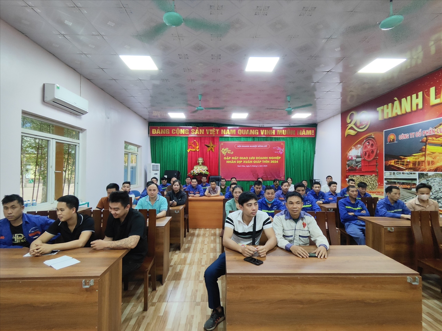 Hàng năm Công ty còn phối hợp với các trường đào tạo nghề trên địa bàn tỉnh Thái Nguyên để tổ chức đào tạo nghề cho cán bộ, công nhân người lao động...