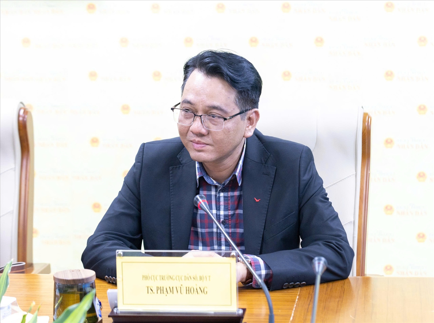 Phó Cục trưởng Cục Dân số (Bộ Y tế) TS. Phạm Vũ Hoàng phát biểu tại Chương trình