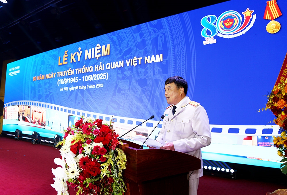 Cục trưởng Nguyễn Văn Thọ phát biểu diễn văn kỷ niệm 80 năm ngày truyền thống Hải quan Việt Nam. Ảnh: Đức Minh.