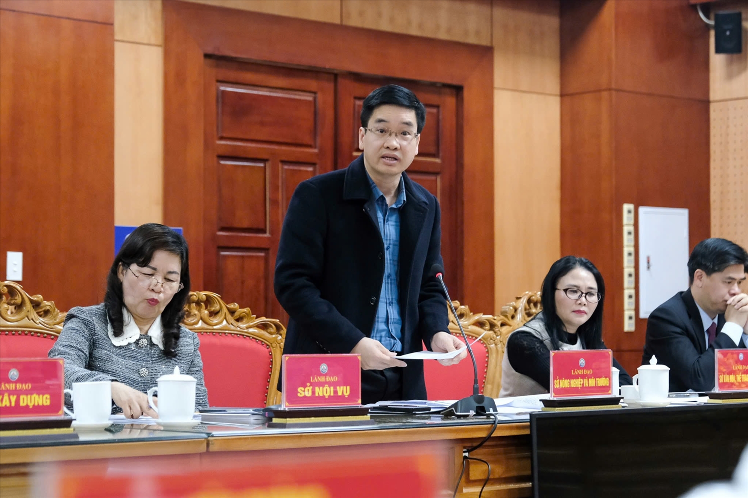 Lãnh đạo Sở Nông nghiệp và Môi trường giải đáp câu hỏi của phóng viên Báo VietNamNet các ý kiến liên quan đến lĩnh vực Nông nghiệp và Môi trường