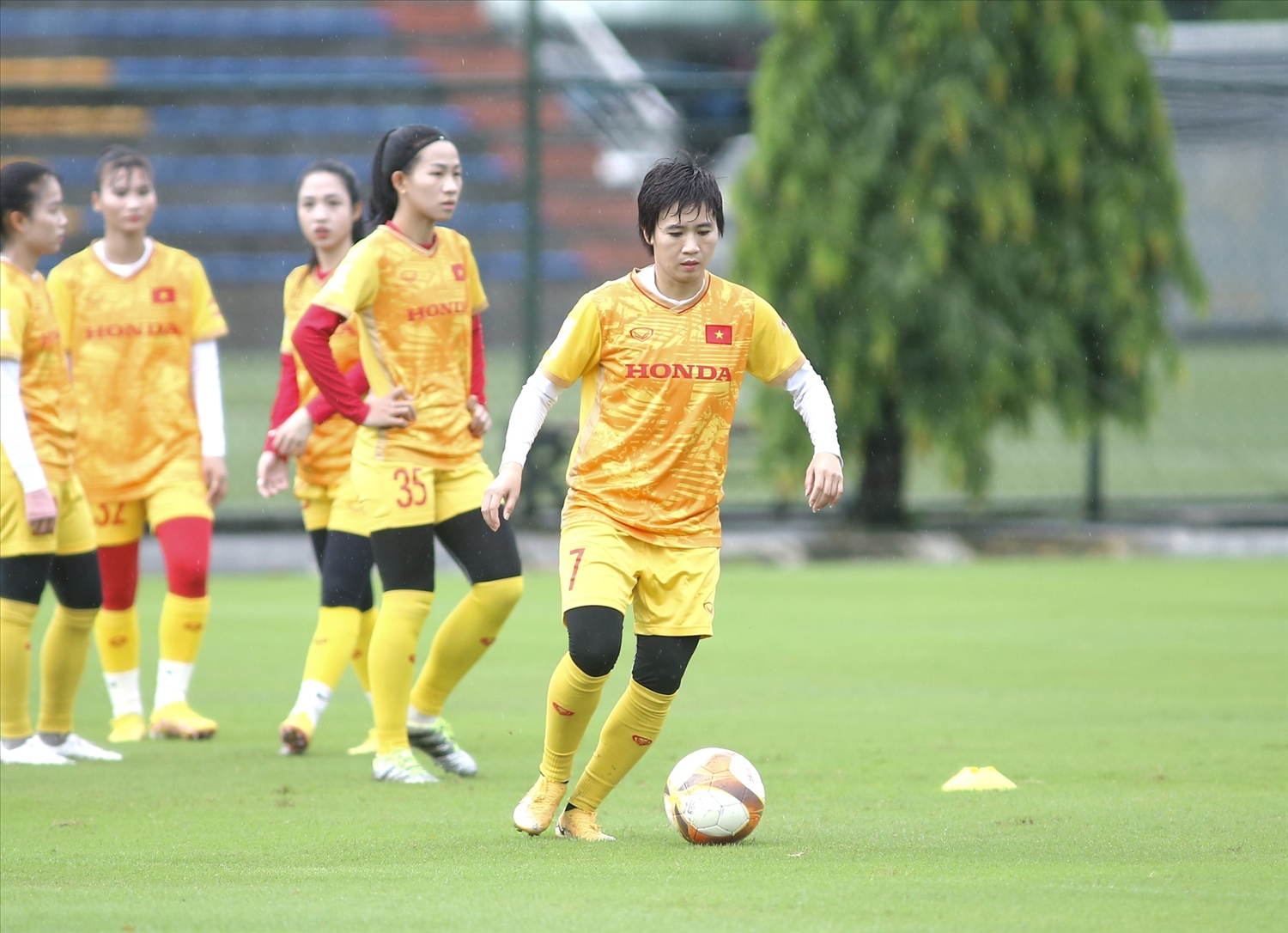 Đội tuyển nữ Việt Nam đang tích cực luyện tập hướng tới ASIAD 19 (Ảnh IT)
