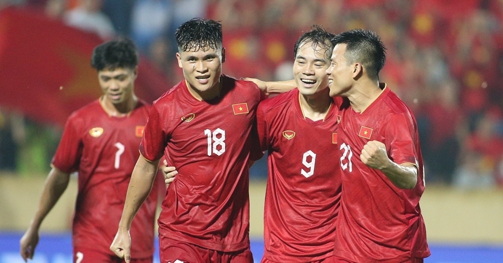 Đội tuyển Việt Nam dự kiến vươn lên trên BXH FIFA (Ảnh IT)