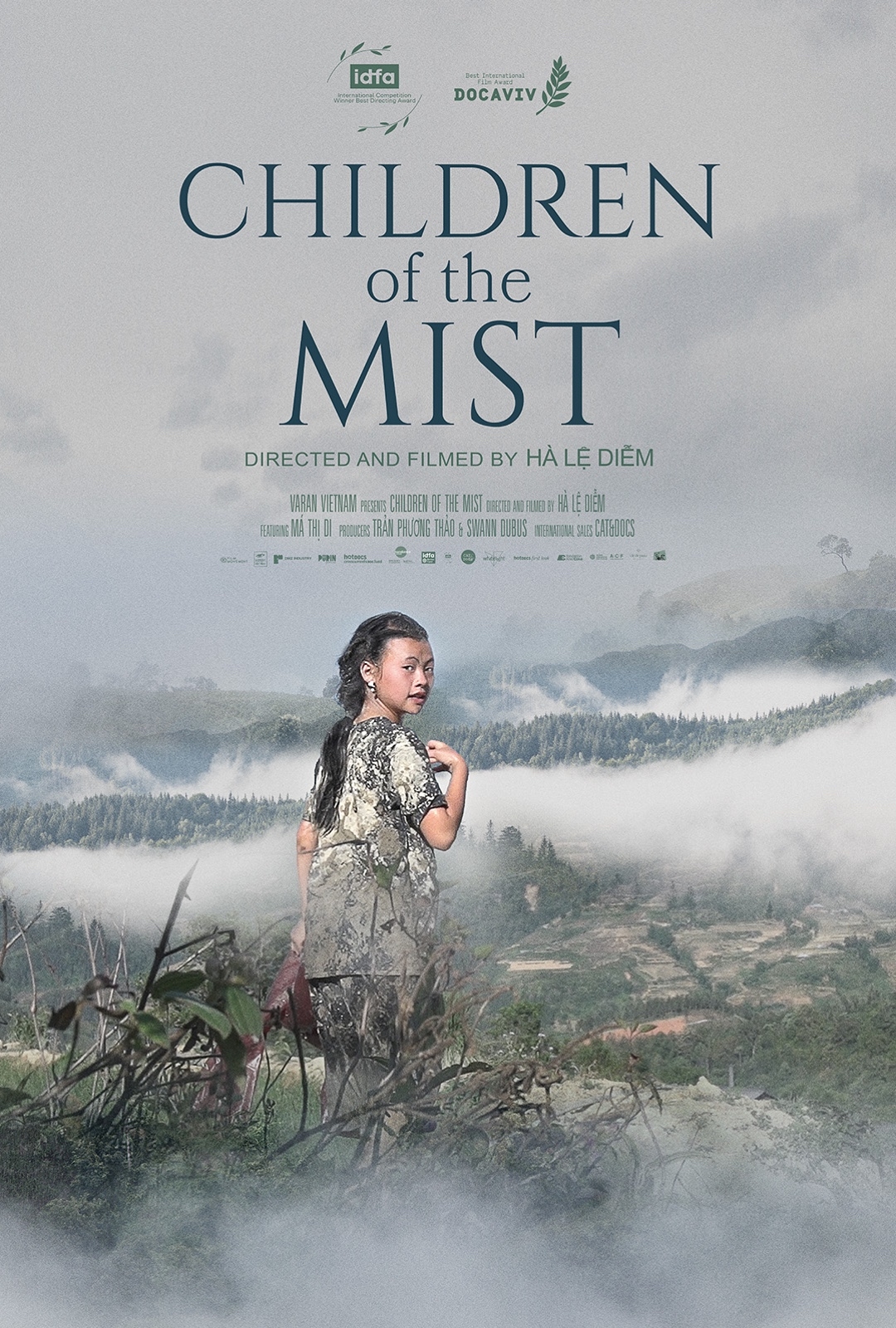 Poster phim "Những đứa trẻ trong sương"