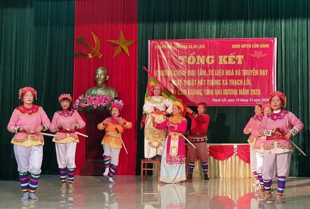 Sở Văn hóa, Thể thao và Du lịch đã mở một số lớp về dạy hát tuồng tại xã Thạch Lỗi