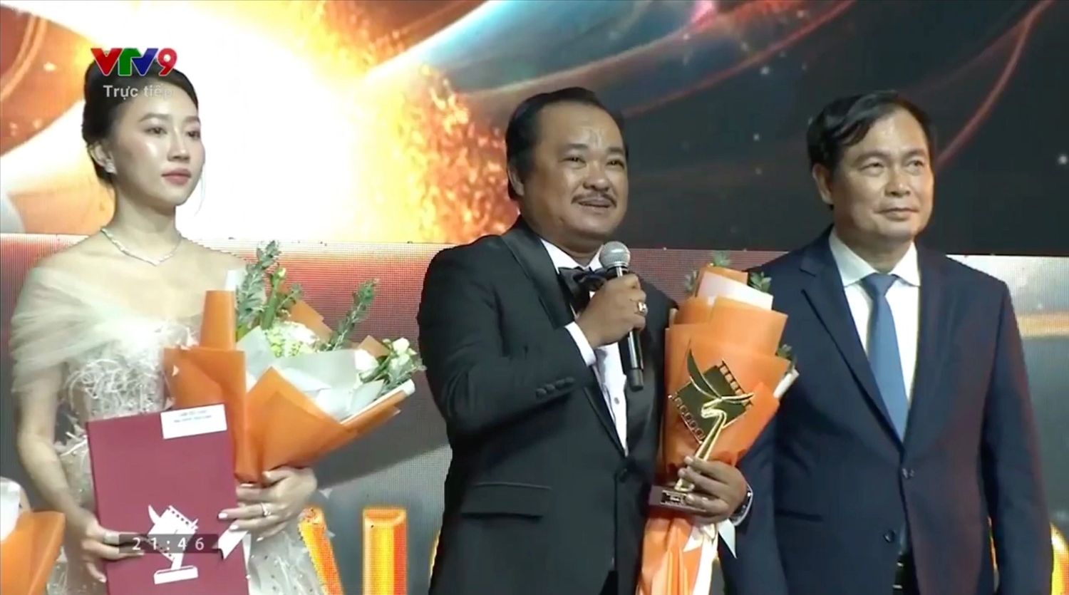 Đạo diễn Nguyễn Phương Điền chia sẻ khi nhận giải Cánh diều vàng